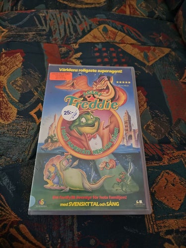 Agent Freddie - I Hans Majestäts Hemliga Tjänst VHS Svenskt Tal