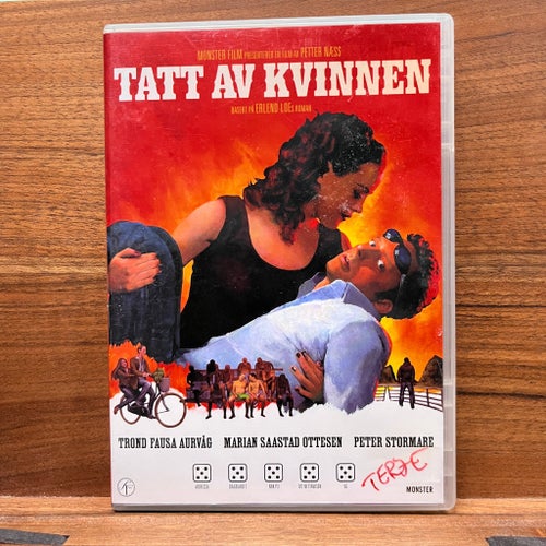 Tatt av Kvinnen (DVD) – Norsk komedi – Petter Næss