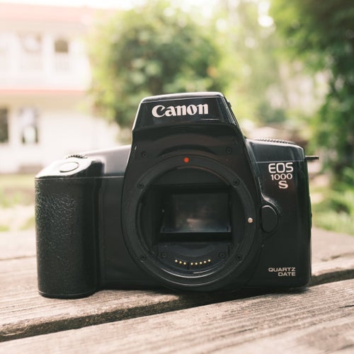 Canon EOS 1000S: Den ikoniska och användarvänliga 90-talsklassikern