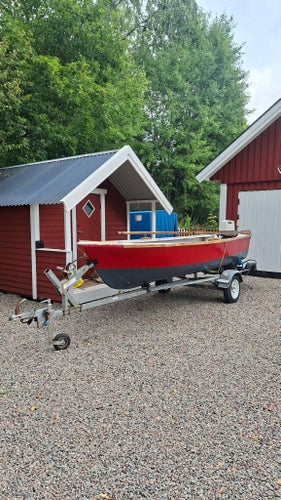 Brenderup trailer och Marieholm plasteka