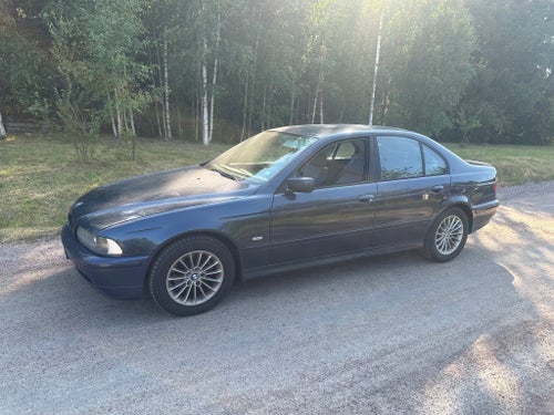 BMW 520i Sedan