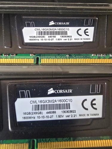 Corsair CML16GX3M2A1600C10 16GB (2x8GB) DDR3 RAM