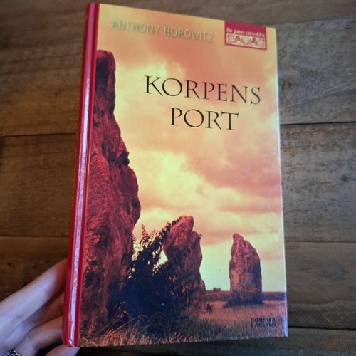Korpens Port av Anthony Horowitz