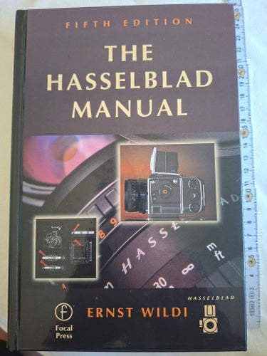 THE HASSELBLAD MANUAL av ERNST WILDI, Femte Upplagan