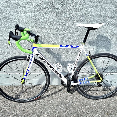 Cannondale SuperSix EVO carbon landsvägscykel