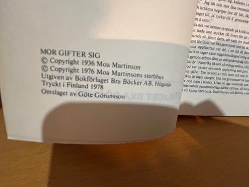 Mor gifter sig av Moa Martinson, bok, Very Fine plus