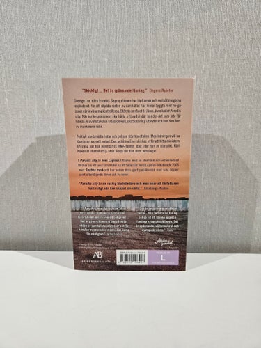 Paradis City av Jens Lapidus.