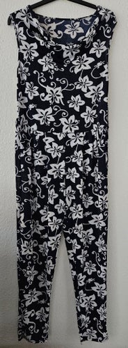 Blå-vit jumpsuit byxdress storlek 36