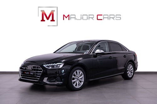 Audi A4 Sedan 40 TDI quattro Kamera Värmare Drag Navi 190hk