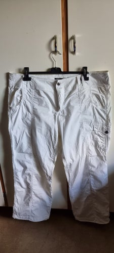 H&M BB vit byxa, storlek 52