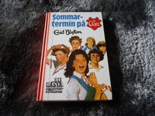 Ungdomsbok * Sommartermin på St. Clare * Wahlströms * Retro * 80-tal * E. Blyton