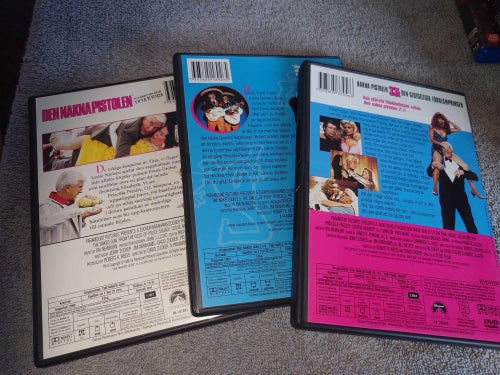 Den nakna pistolen 1+2+3 (Leslie Nielsen) - The Naked Gun