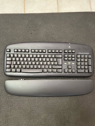Äldre tangentbord från Logitech
