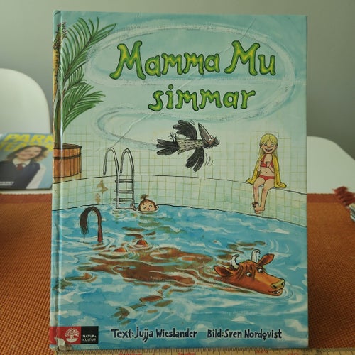 Mamma Mu simmar av Jujja Wieslander, 2005