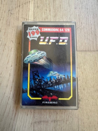 UFO - Commodore 64/128 Kassettspel Retro