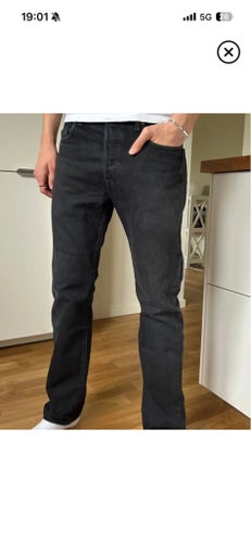 Levi's svarta jeans, storlek W30 L32