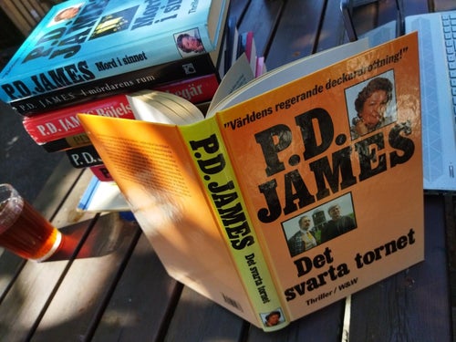 Det svarta tornet av P. D. James. Bok, inbunden. Very Fine plus