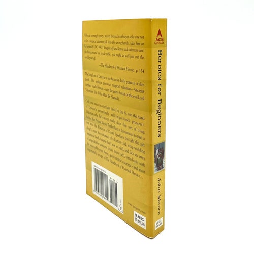 Heroics for Beginners av John Moore (pocket på engelska, fantasy comedy)