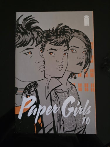Paper Girls (2015 Image) #10