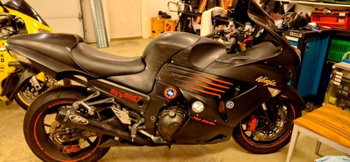 Kawasaki ZZ-R1400