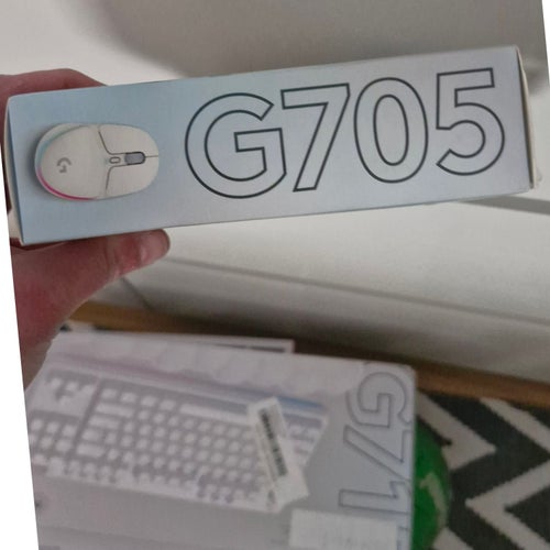 Logitech gaming mus samt trådlös tangentbord