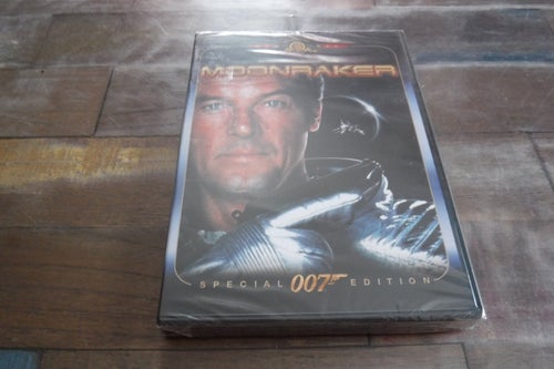DVD Ny inplastad moonraker agent 007