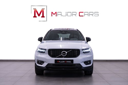 Volvo XC40 B5 AWD R-Design Pano 21" H/K 360° Drag Värmare 250hk