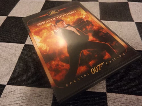 James Bond 007: Iskallt uppdrag (The Living Daylights), DVD