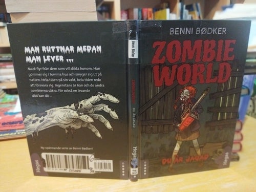 Zombie World Du är jagad - Benni Bødker. Bok. Very Fine plus, BM