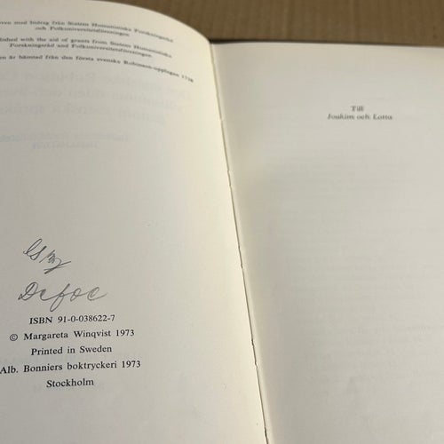 den engelske Robinson Crusoes sällsamma öden och äventyr genom svenska språket
