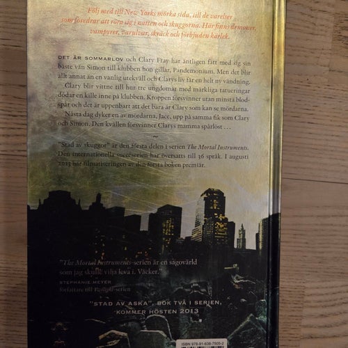 Stad av skuggor av Cassandra Clare, 2013