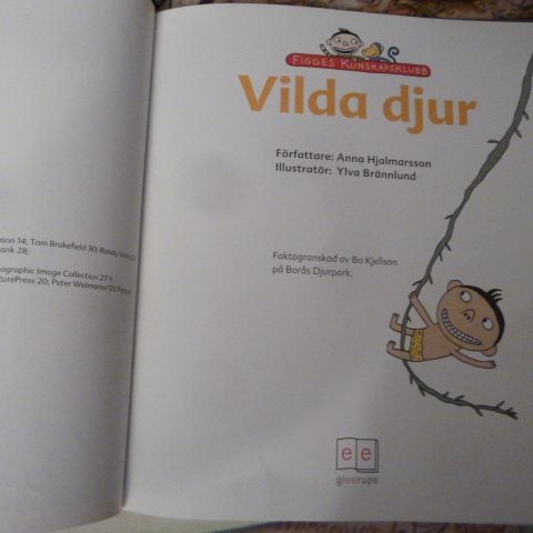 VILDA DJUR, ANNA HJALMARSSON, 2005, BOK