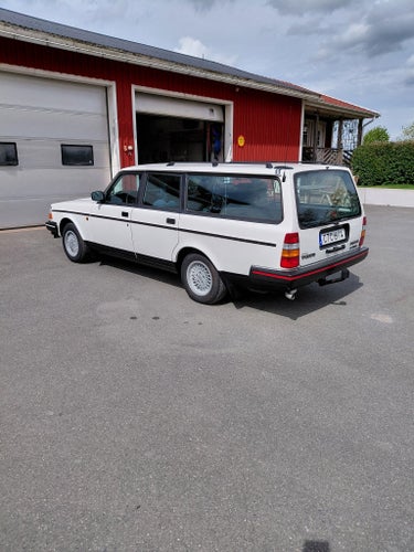 Volvo 245 Kombi 2.3 Manuell