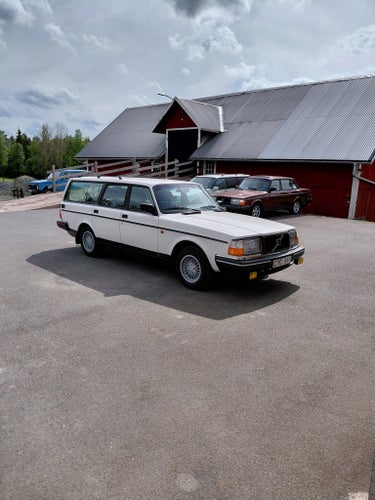 Volvo 245 Kombi 2.3 Manuell