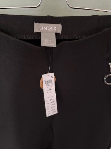 Lindex svarta byxor, storlek M