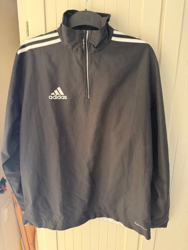Adidas svart träningsjacka, storlek S