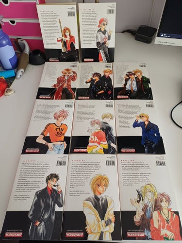 Gravitation vol 1-11 av Maki Murakami