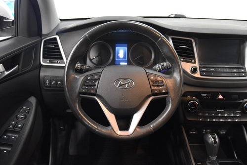 Hyundai Tucson 2.0 4WD Comfortplus Drag B-kam Navi Rattv 136hk