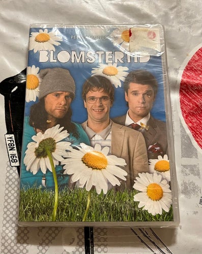 TV4S BLOMSTERTID AV OCH MED PETER MAGNUSSON. INPLASTAD UTGÅVA! SLUT I HANDELN