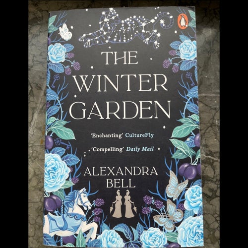 The Winter Garden av Alexandra Bell, 2020