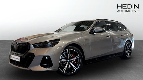 BMW 530e xDrive Touring M Sport Drag H/K Backkamera Rattvärme