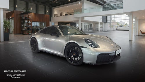 Porsche 911 Carrera 4 GTS