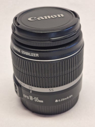 Canon EF-S 18-55mm IS objektiv