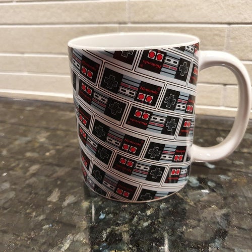 NES HANDKONTROLL MUGG Merchandise Nintendo 8-Bit Entertainment System Retrospel