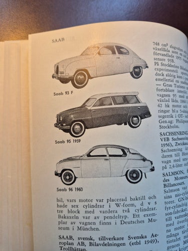 M-boken 2 Motormännens Riksförbund 1960. Om bilar och trafik från förr...
