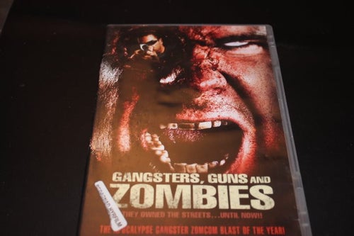 DVD-film: Gangsters, Guns and Zombies