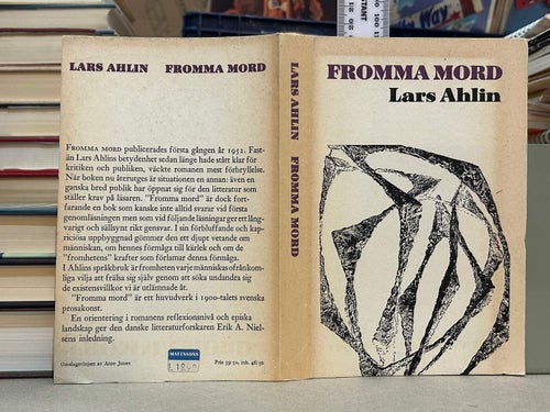 Fromma mord av Lars Ahlin. Bok. Very good plus