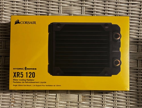 Corsair Hydro X Series XR5 120 Vattenkylningsradiator