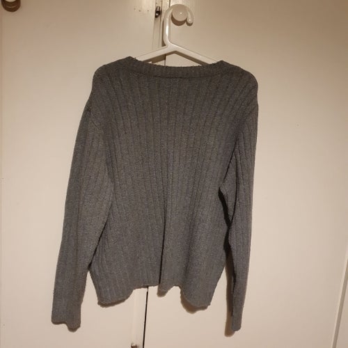 Vila stickad grå tröja storlek M