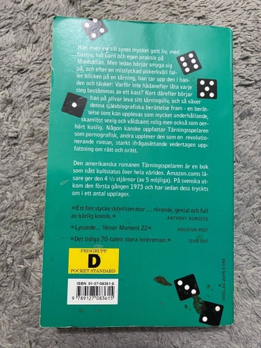Tärningsspelaren av Luke Rhinehart, 2001